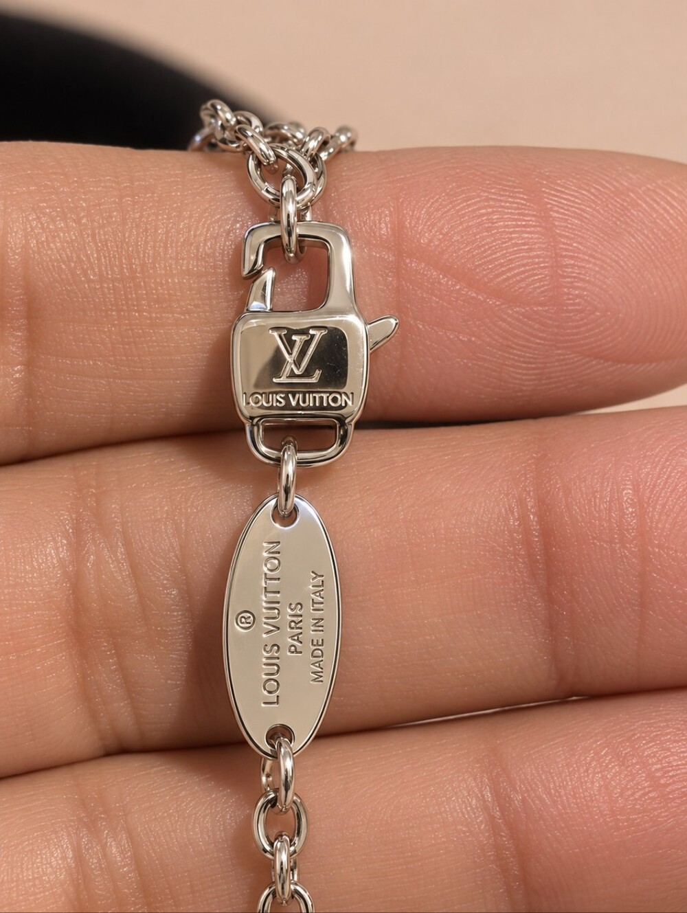 Louis Vuitton LV Crystal Monogram Flower Bracelet Silver Gold - Picture 5 of 10